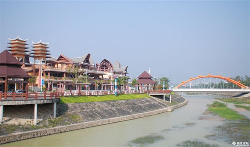 德林酸菜鱼火锅